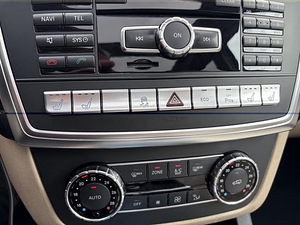Mercedes Benz ML 350 Designo (12 foto / 13)