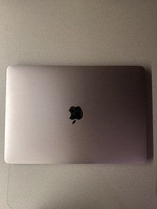 Mac Book 13 Pro (1 foto / 3)