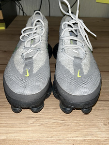 Nike Air Max Scorpion Flyknit (4 foto / 4)