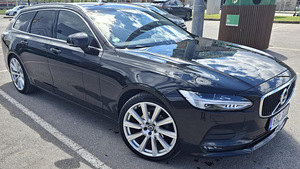 Volvo V90 (2 фото из 15)