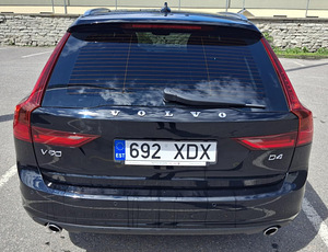 Volvo V90 (5 фото из 15)