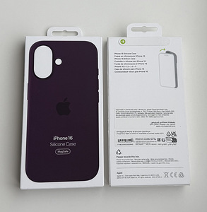 Apple iPhone 16 Silicone Case with Magsafe (8 фото из 10)