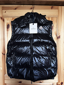Жилет Moncler Gilet (1 фото из 6)