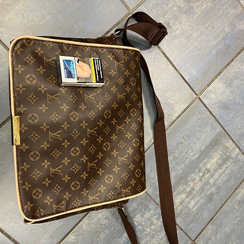 LV kott (kvaliteetne replica)