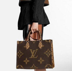 Louis Vuitton women bag (2 foto / 7)