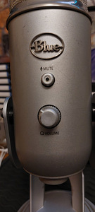 Blue Yeti (1 фото из 3)