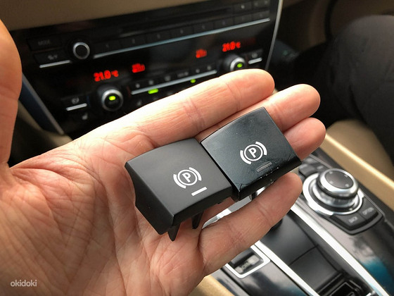Различные новые внутренние кнопки BMW