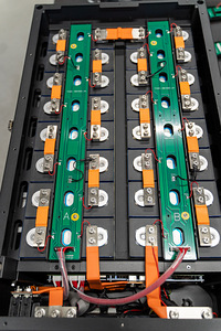 Madalpinge LifepO4 akupank 51.2v 16KWh koju ja suvilasse (4 foto / 9)