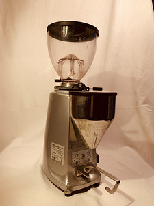 Кофемолка "MAZZER Super Jolly" (4 фото из 4)
