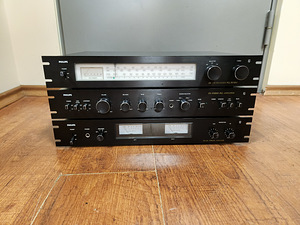 Philips AH170 HiFi AM-FM стерео тюнер (4 фото из 4)
