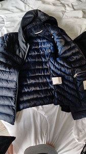 Müüa Moncler. Kauplemine on võimalik. (2 foto / 5)