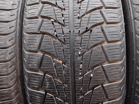 225/55R17