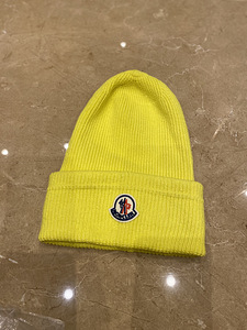 MONCLER müts (2 foto / 3)