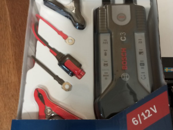 Bosch akulaadija