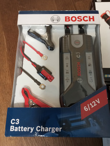 Bosch akulaadija (1 foto / 1)