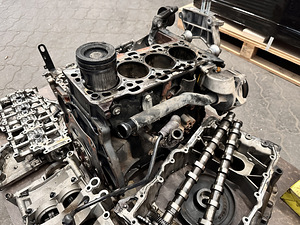 Компоненты двигателя Kia Sorento III D4HB 147kW (8 фото из 10)