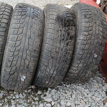 Veljed + rehvid 235/65 R17 mers