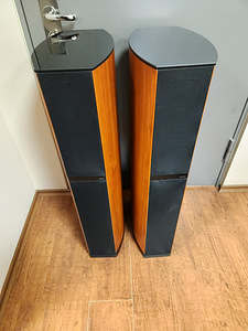 JAMO D570 3 way bassreflex floorstanding loudspeaker (1 foto / 4)