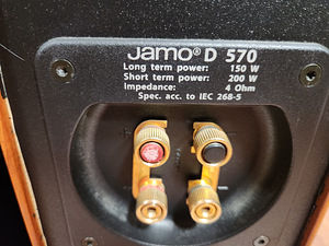 JAMO D570 3 way bassreflex floorstanding loudspeaker (4 foto / 4)