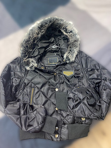 Продам куртку (1 фото из 2)