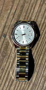Casio Unisex Watch - Collection Time and Date 30 mm Gold and (4 foto / 5)