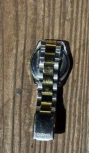 Casio Unisex Watch - Collection Time and Date 30 mm Gold and (5 foto / 5)