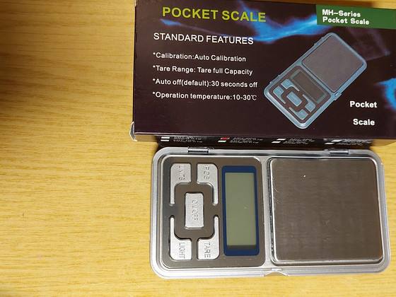 Весы электронные от 0,01 / 200 гр.