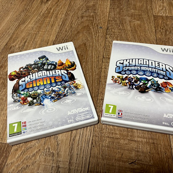 Skylanders Nintendo Wii (licensed by Nintendo)