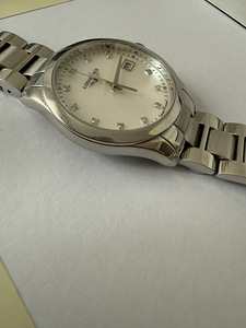 Женские наручные часы Longines Conquest Classic (3 фото из 3)