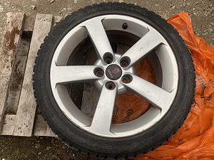 Naastrehvid Nokian 225/45 R17 valuvelgedel (SAAB) + tagavara (1 foto / 10)