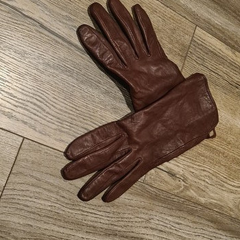Женские кожаные перчатки