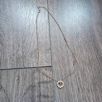 Серебряное ожерелье