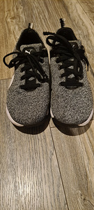 Женские кроссовки Puma (2 фото из 2)