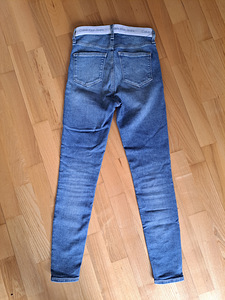 Calvin Klein teksad (3 foto / 5)