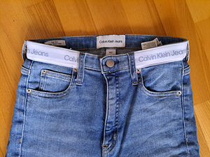 Calvin Klein teksad (4 foto / 5)