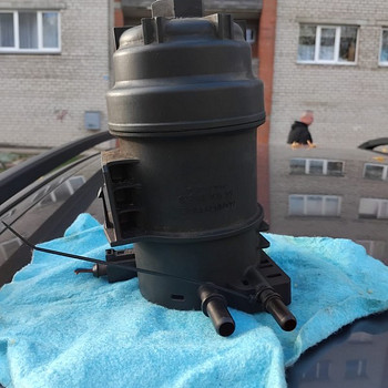 Продам корпус топливного фильтра