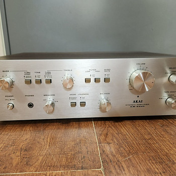 Akai AM-2400 стерео интегральный усилитель