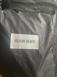 Пальто (3 фото из 3)
