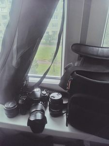 Canon EOS 60D. + аксессуары (1 фото из 2)