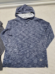 Guess; Jack&Jones pusa, hoodie, pikavarrukaga särk S (4 foto / 5)