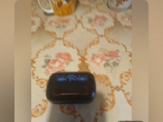 Продам беспроводные наушники