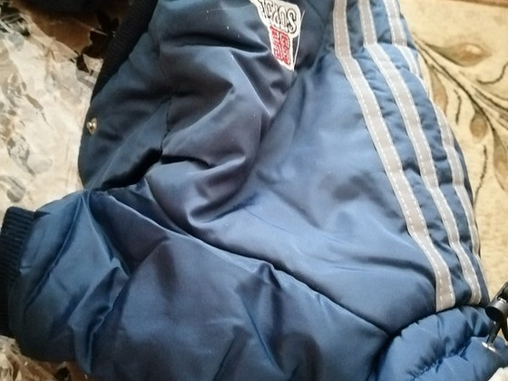 Продам новый костюм для маленькой собаки, размер XL.