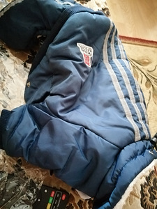 Продам новый костюм для маленькой собаки, размер XL. (1 фото из 3)