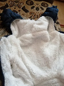 Продам новый костюм для маленькой собаки, размер XL. (3 фото из 3)