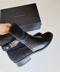 Tommy Hilfiger saapad,suurus 39. (1 foto / 4)
