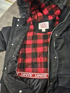 Levis talveparka 152 (12a) (2 foto / 2)