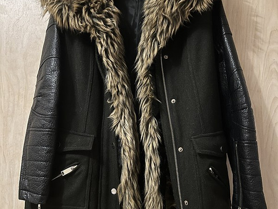 Mantel S/XS River Island