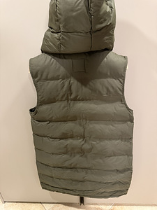 ZARA XS oliivroheline vest, praktiliselt uus (3 foto / 4)
