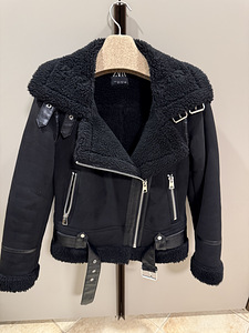 Женская куртка-дубленка ZARA S, черный цвет (1 фото из 4)