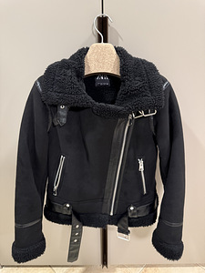 Женская куртка-дубленка ZARA S, черный цвет (4 фото из 4)
